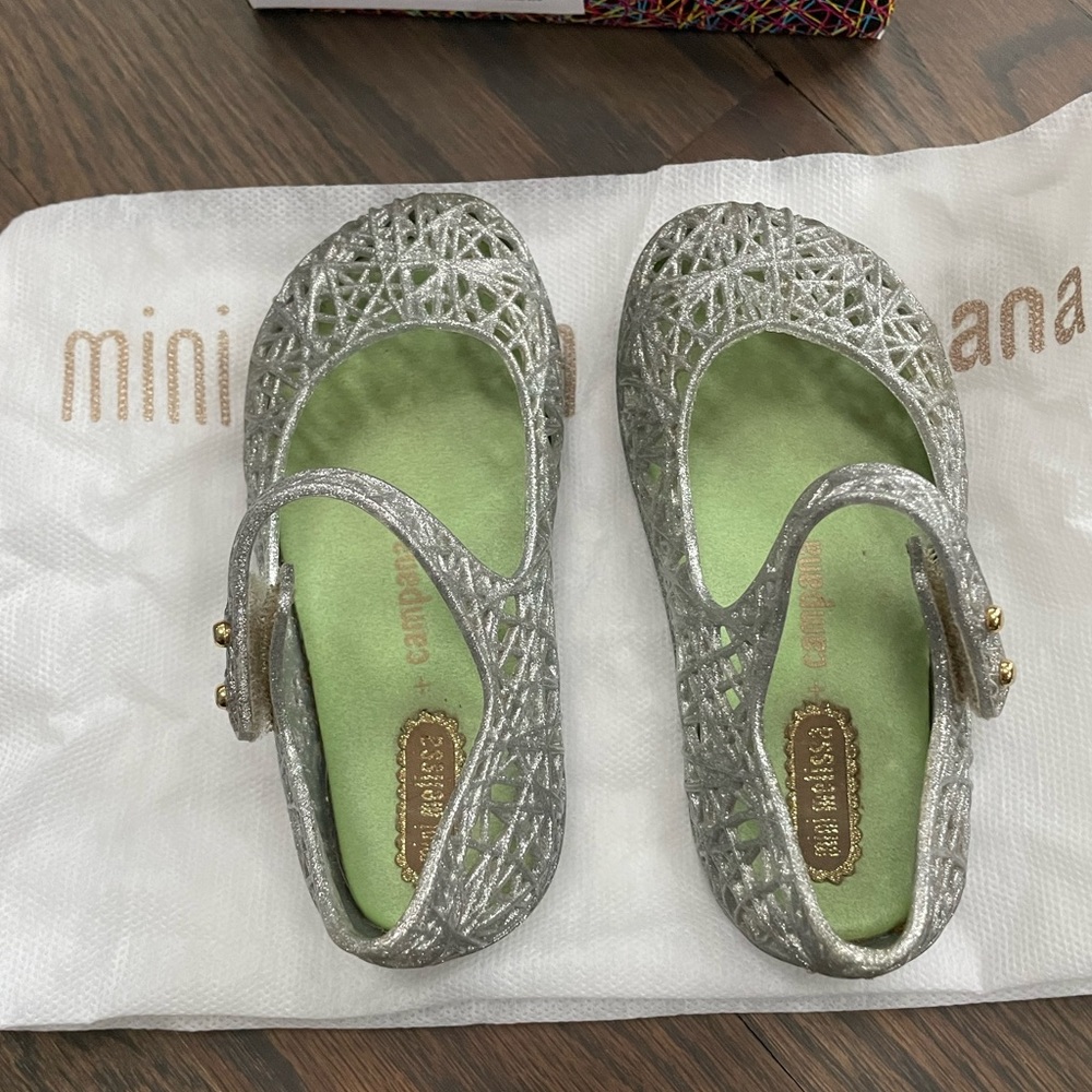 Mini Melissa Mary Janes - size 7 toddler - Silver ZigZag Style - EUC
